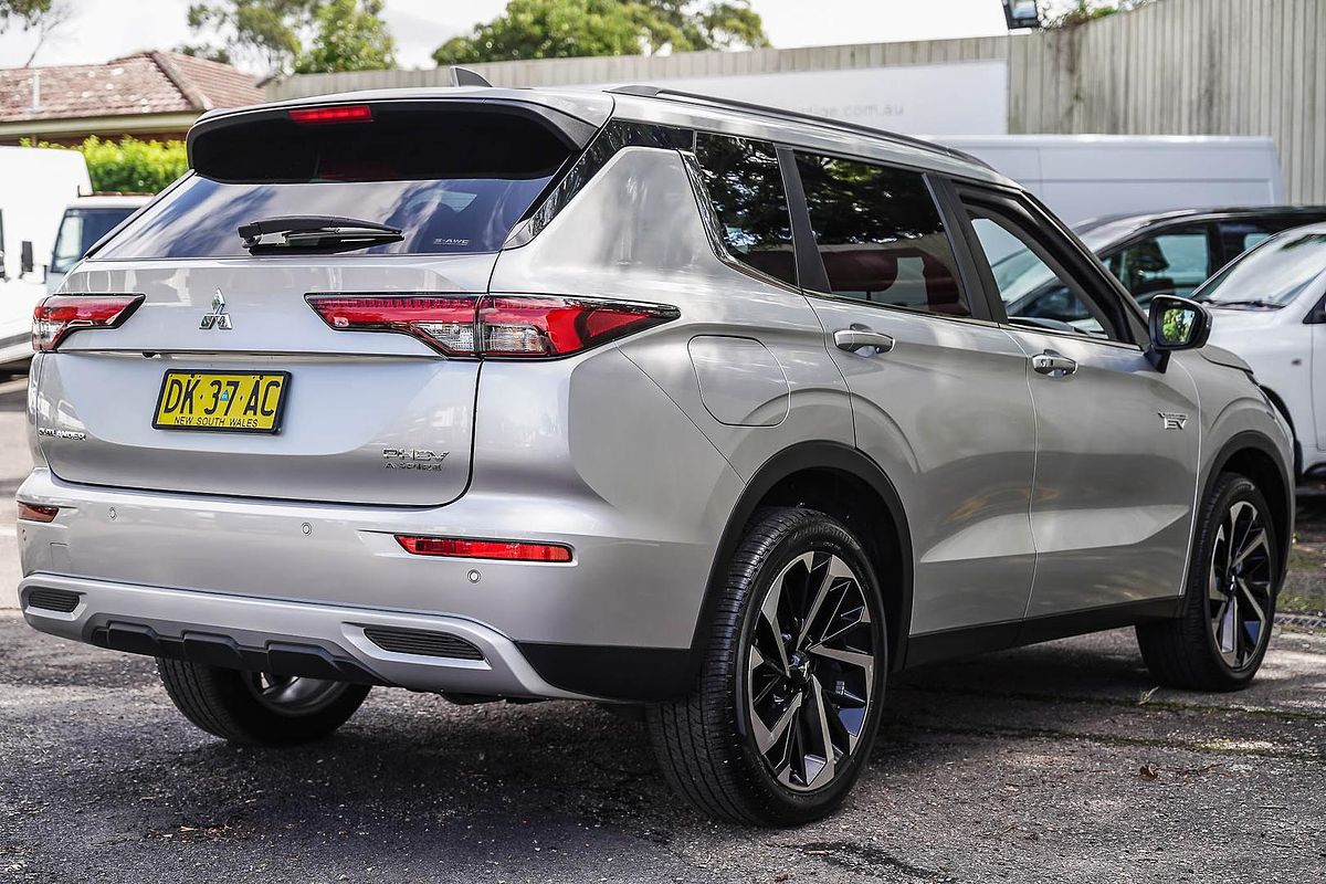 2024 Mitsubishi Outlander PHEV Aspire ZM