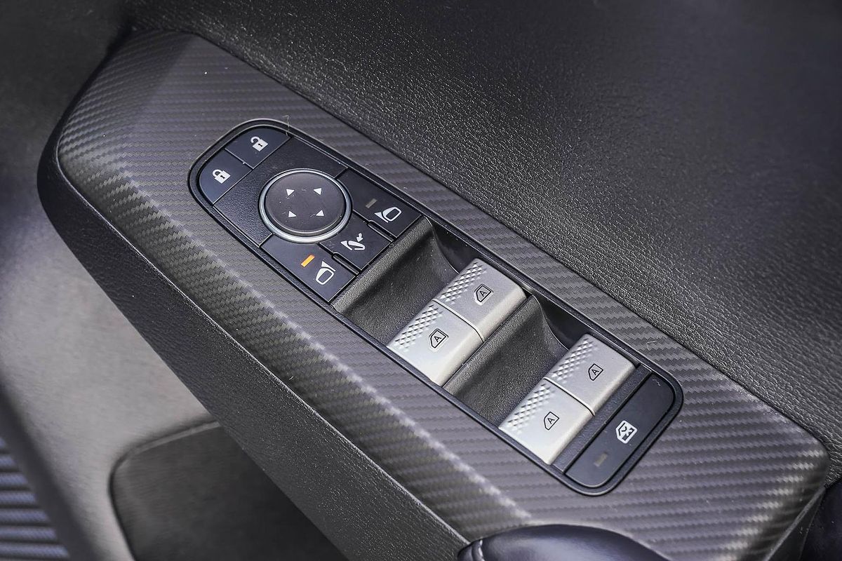 2024 Mitsubishi Outlander PHEV Aspire ZM