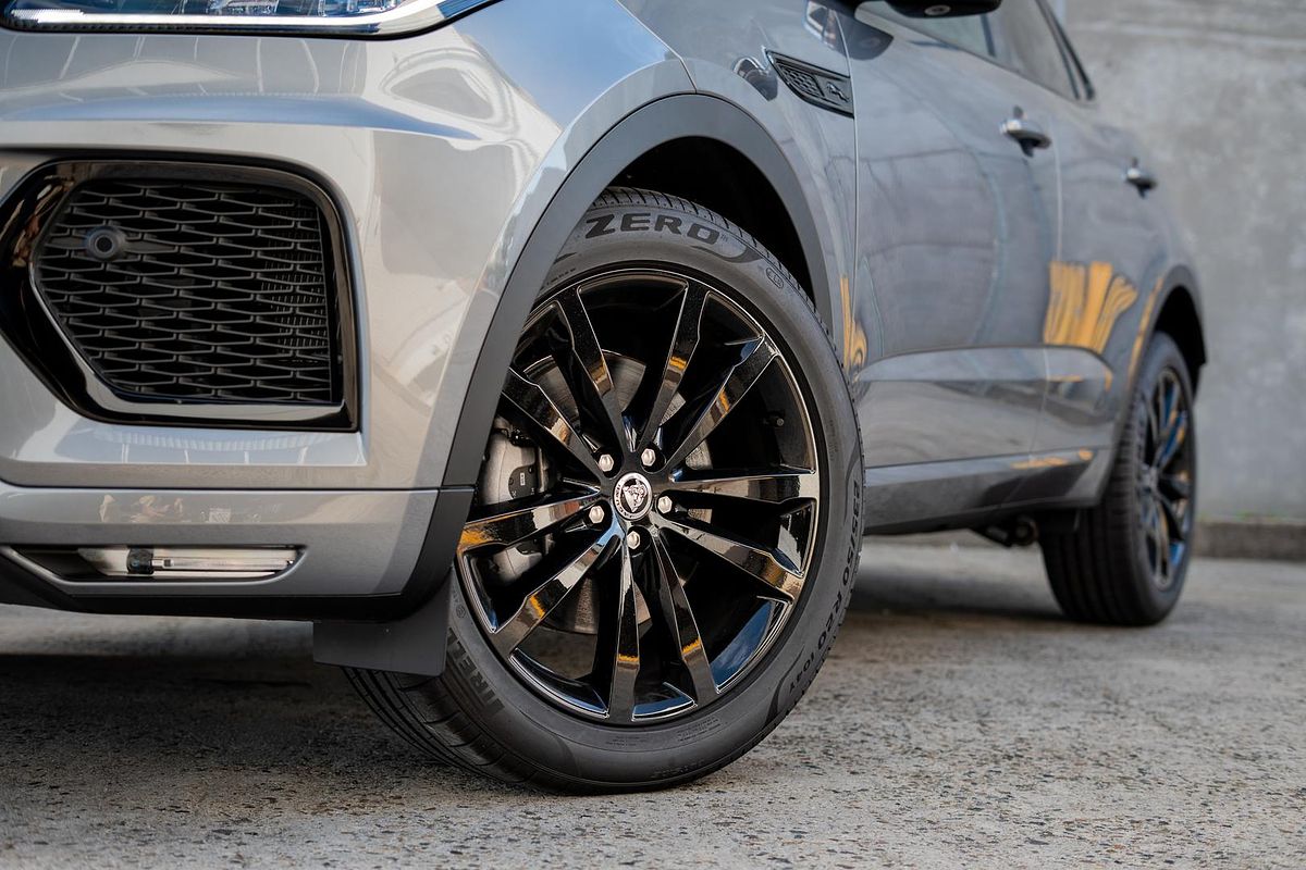 2024 Jaguar E-PACE P250 R-Dynamic SE X540