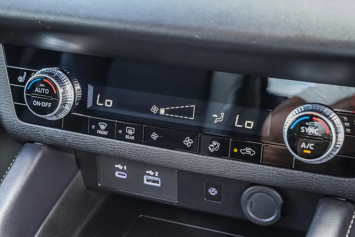 2024 Mitsubishi Outlander PHEV Aspire ZM