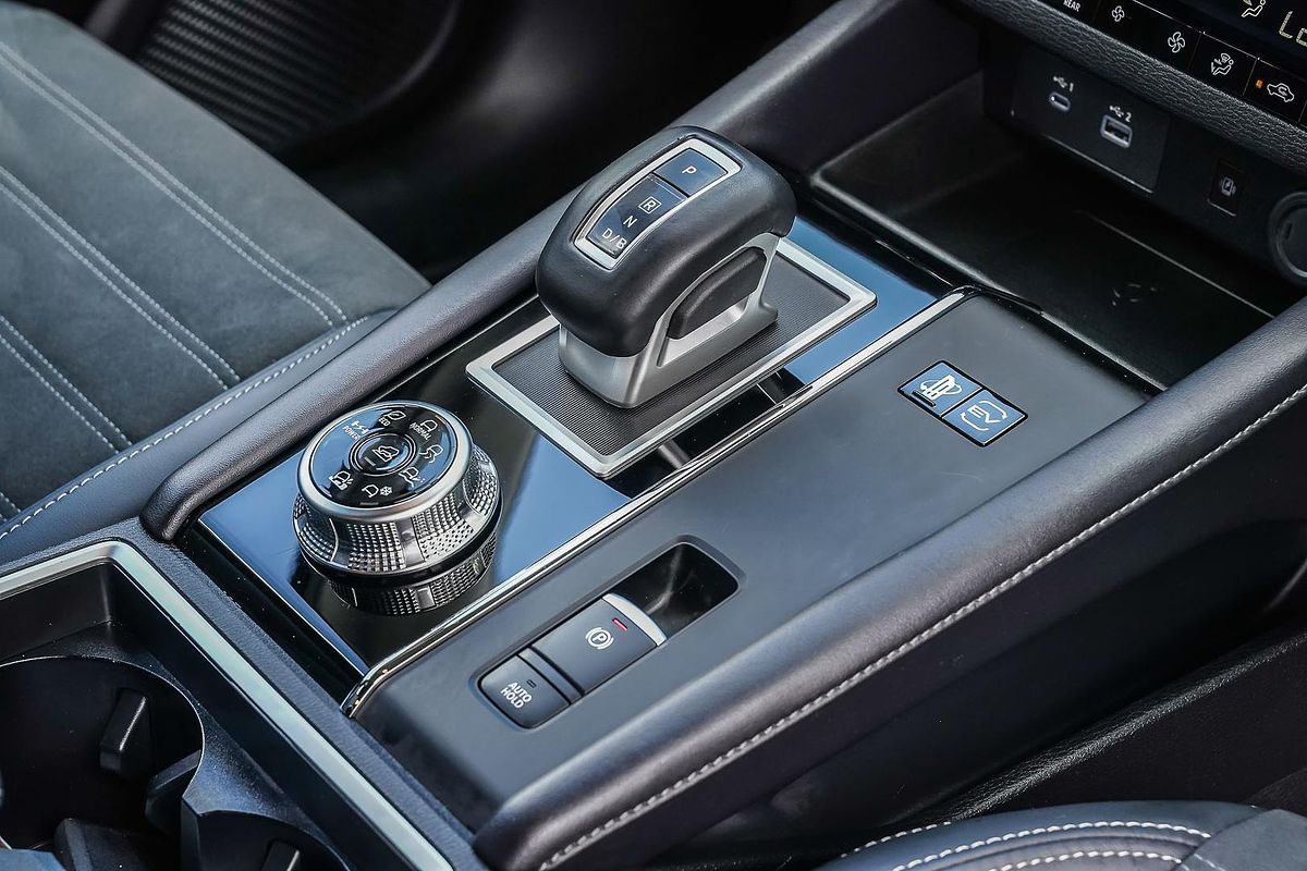 2024 Mitsubishi Outlander PHEV Aspire ZM