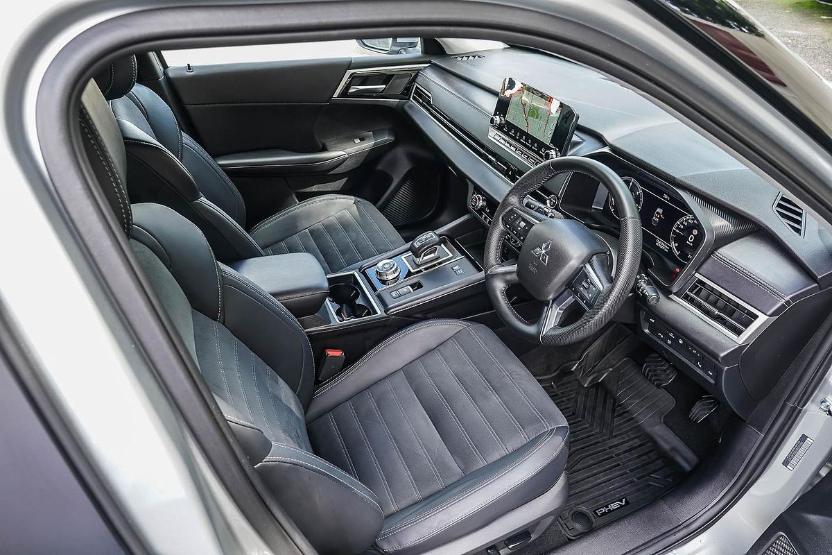 2024 Mitsubishi Outlander PHEV Aspire ZM