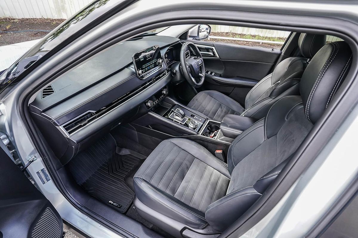 2024 Mitsubishi Outlander PHEV Aspire ZM