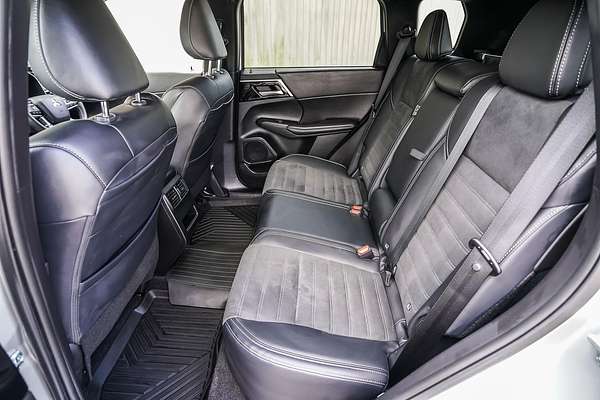 2024 Mitsubishi Outlander PHEV Aspire ZM