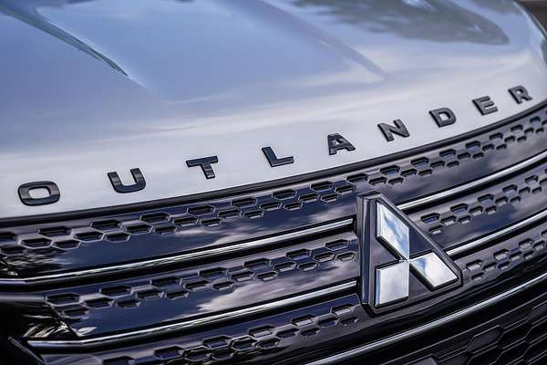 2024 Mitsubishi Outlander PHEV Aspire ZM