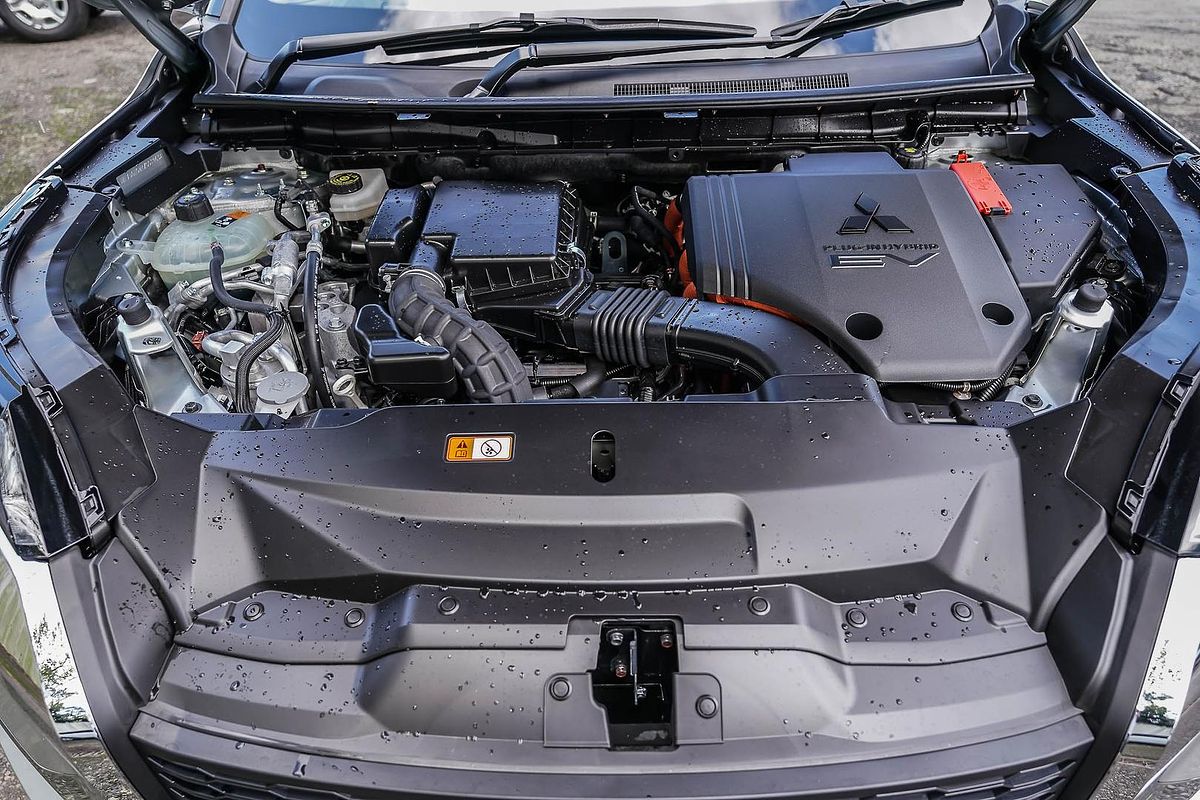 2024 Mitsubishi Outlander PHEV Aspire ZM