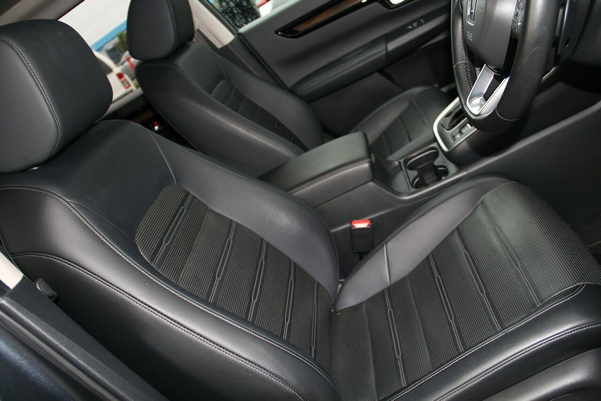 2023 Honda CR-V VTi LX RS