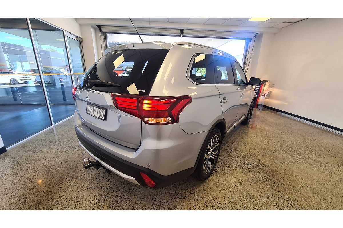 2016 Mitsubishi Outlander XLS ZK