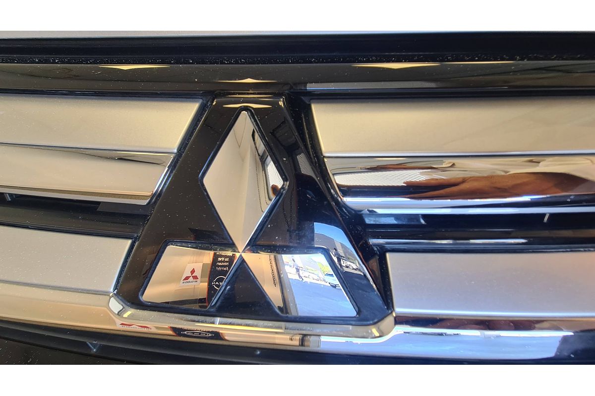 2016 Mitsubishi Outlander XLS ZK