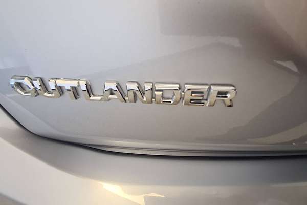 2016 Mitsubishi Outlander XLS ZK