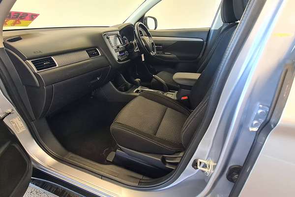 2016 Mitsubishi Outlander XLS ZK