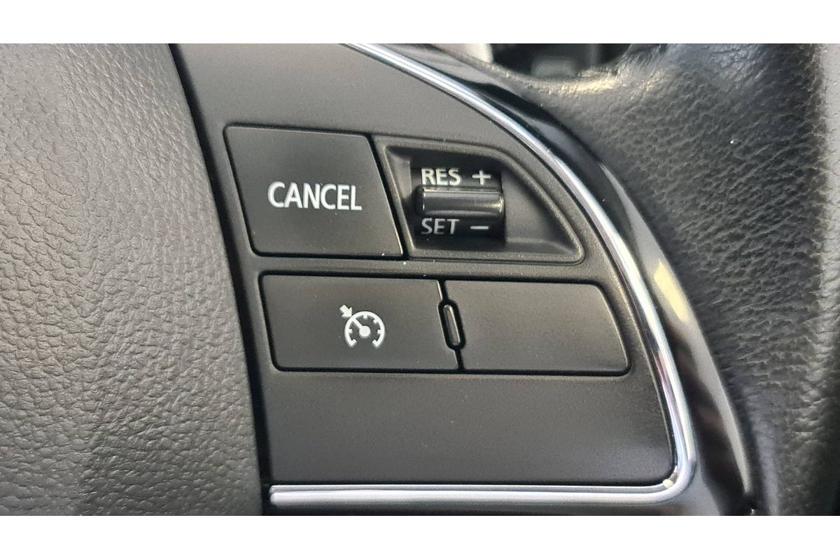2016 Mitsubishi Outlander XLS ZK