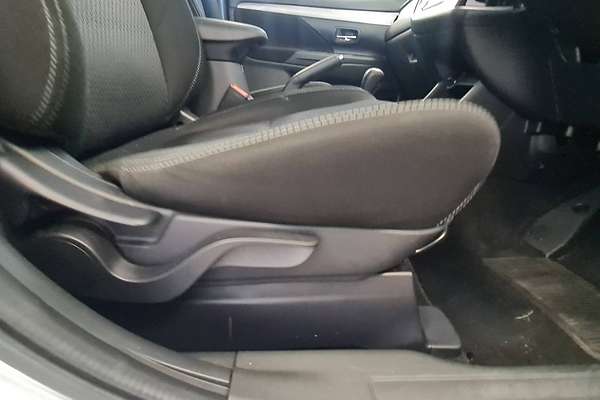 2016 Mitsubishi Outlander XLS ZK