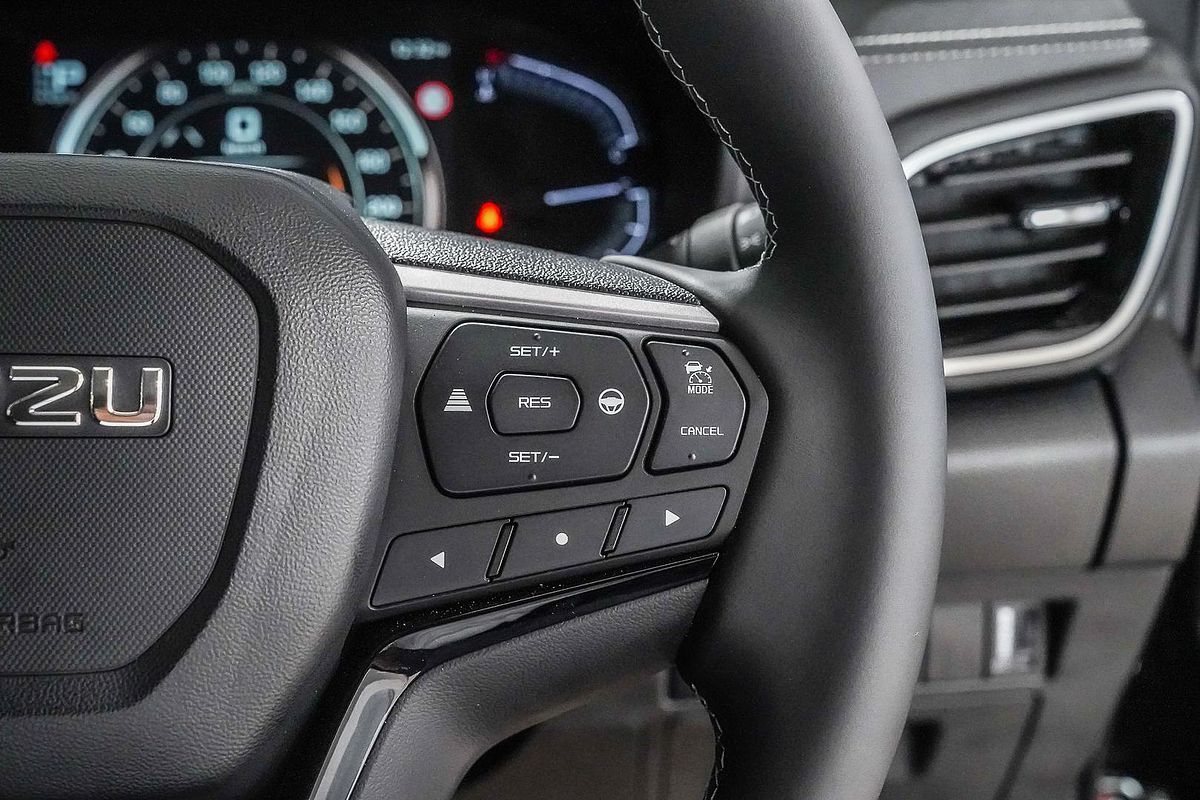 2025 Isuzu MU-X LS-U