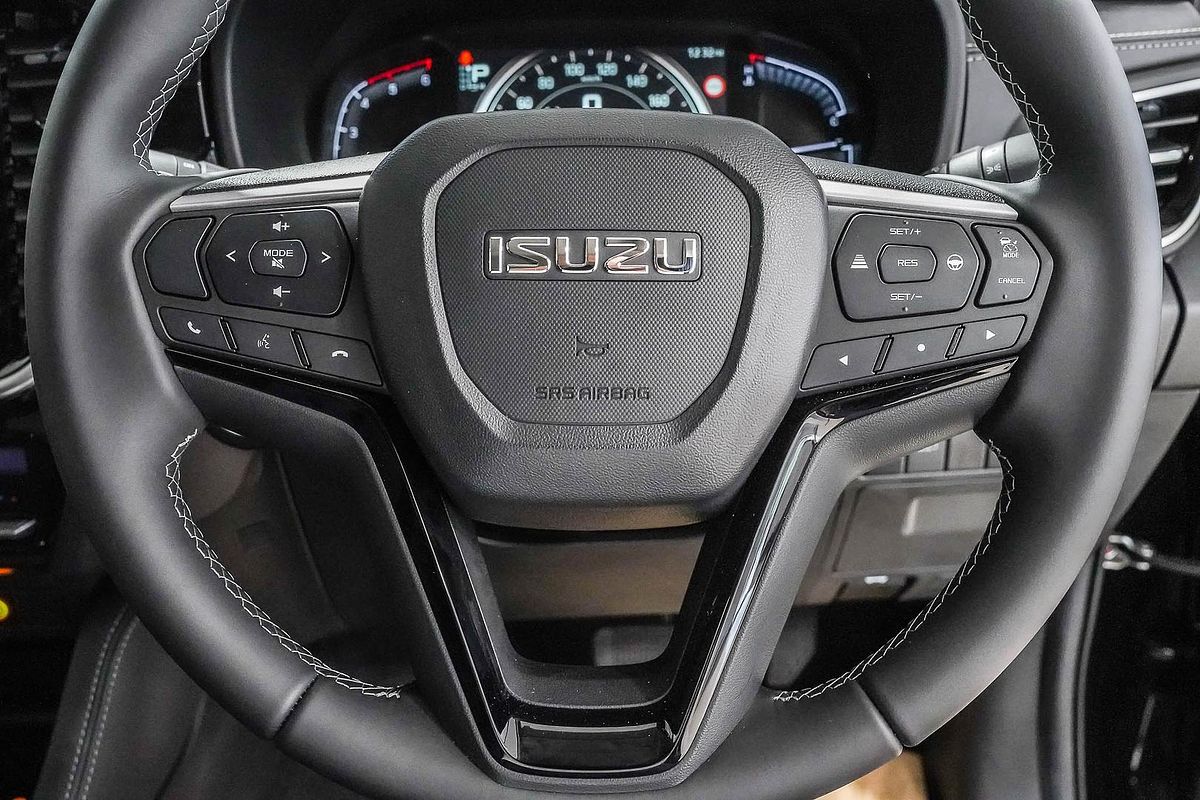 2025 Isuzu MU-X LS-U