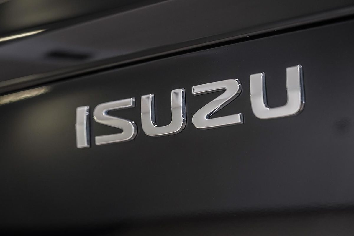 2025 Isuzu MU-X LS-U