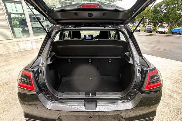 2024 Suzuki Swift Hybrid UZ