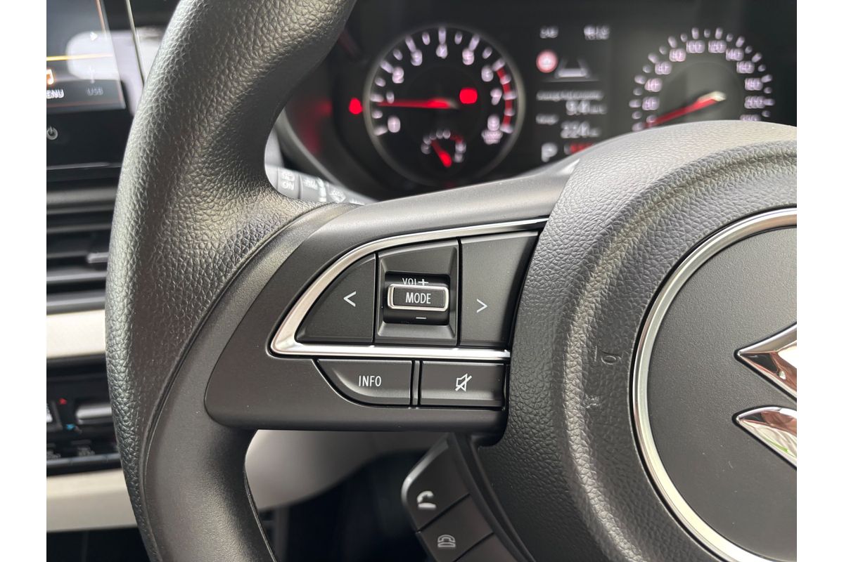 2024 Suzuki Swift Hybrid UZ
