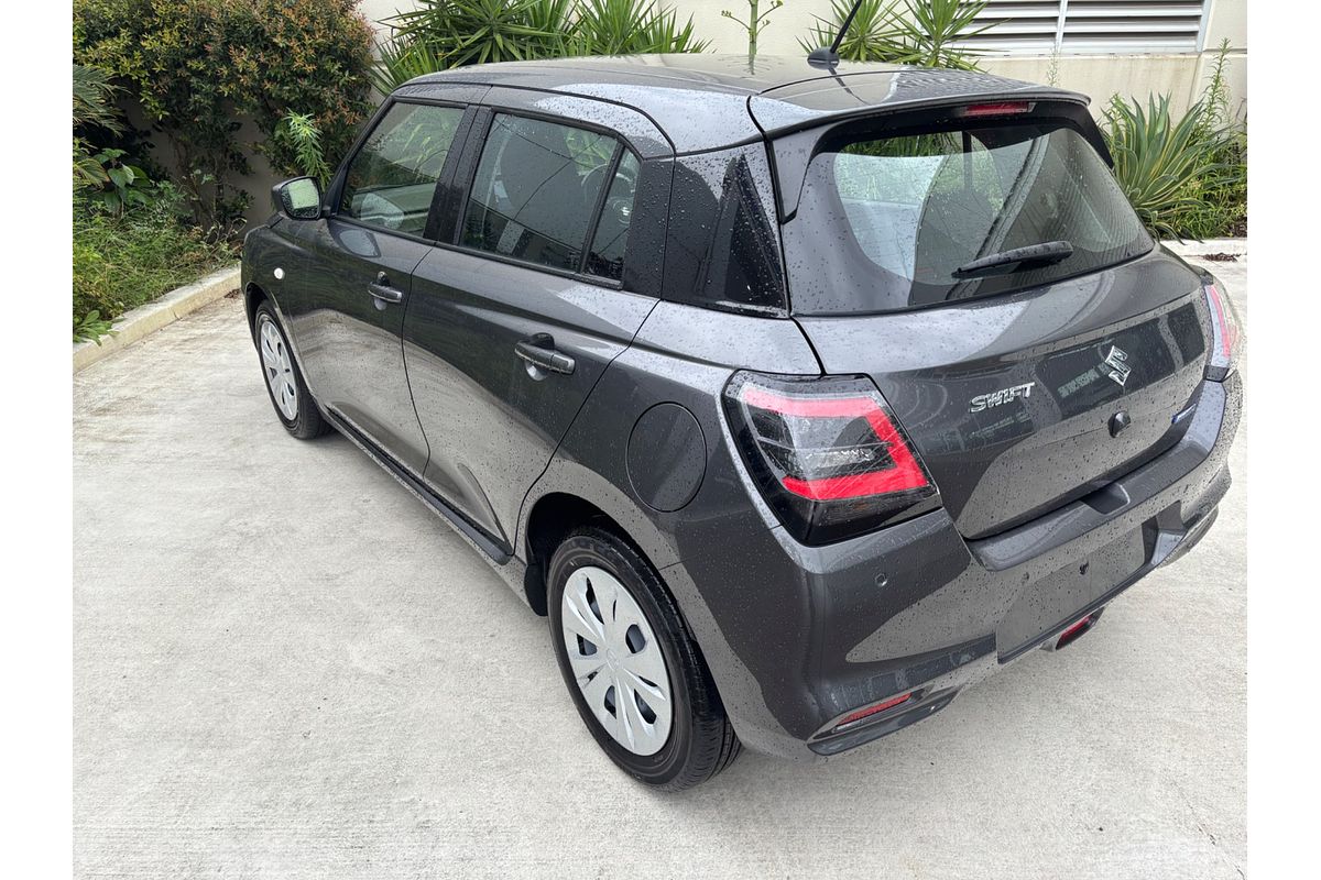 2024 Suzuki Swift Hybrid UZ