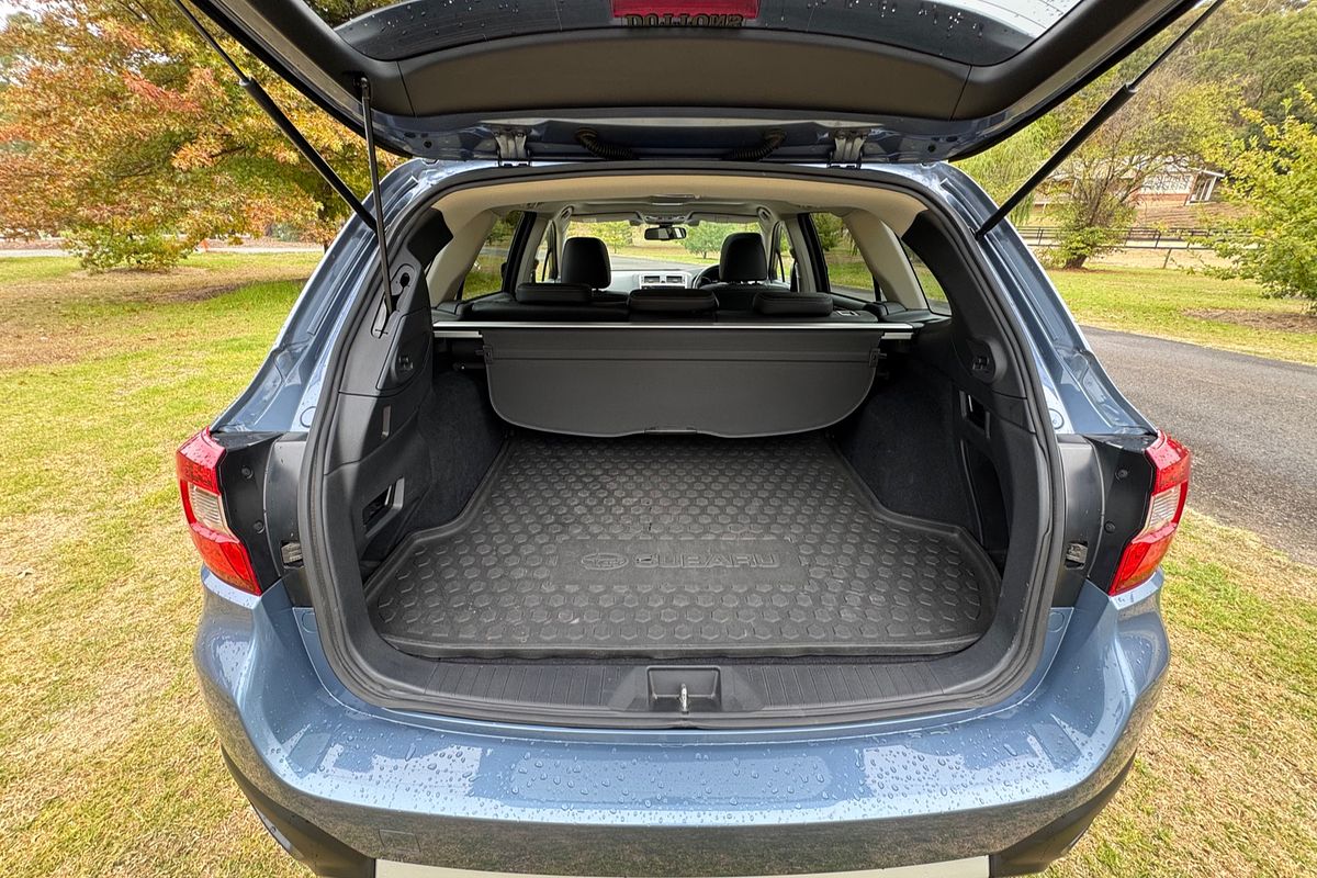2019 Subaru Outback 2.5i Premium 5GEN