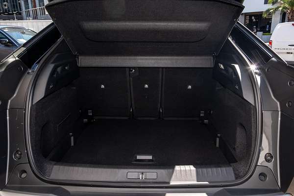 2024 Peugeot 3008 GT Premium Hybrid P64