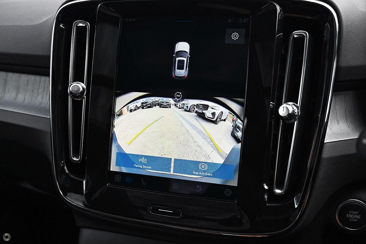 2024 Volvo XC40 Ultra B4 Bright
