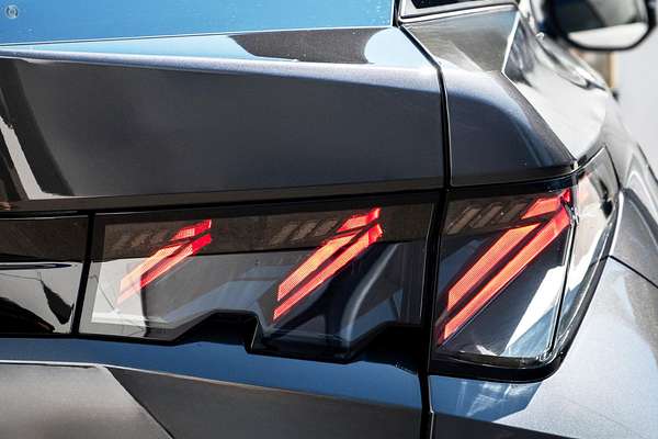 2024 Peugeot 3008 GT Premium Hybrid P64