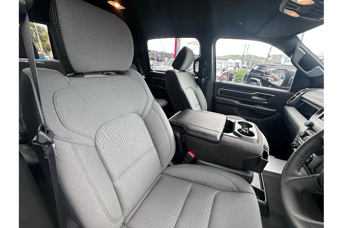 2024 RAM 1500 Big Horn DT 4X4 LWB