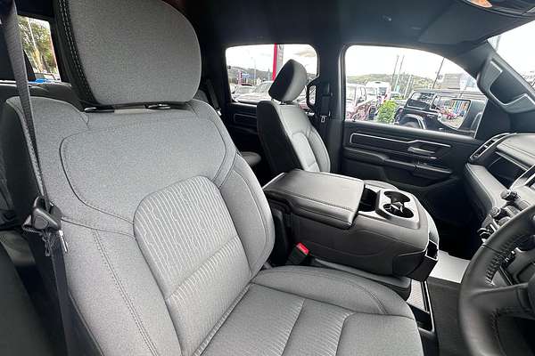 2024 RAM 1500 Big Horn DT 4X4 LWB