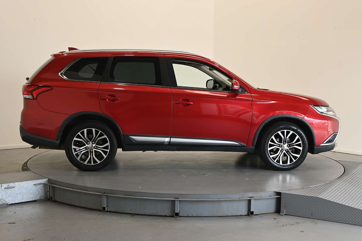 2017 Mitsubishi Outlander LS Safety Pack ZK