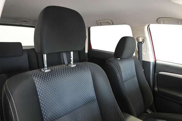 2017 Mitsubishi Outlander LS Safety Pack ZK