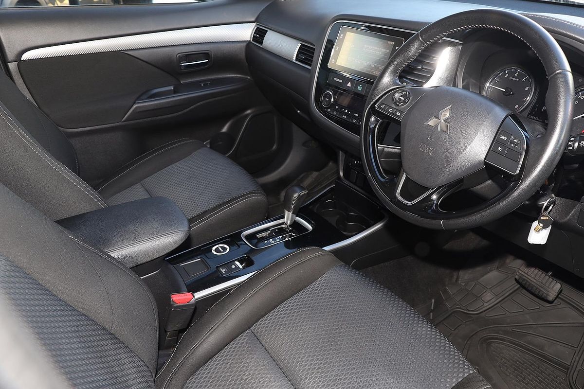 2017 Mitsubishi Outlander ES ZL