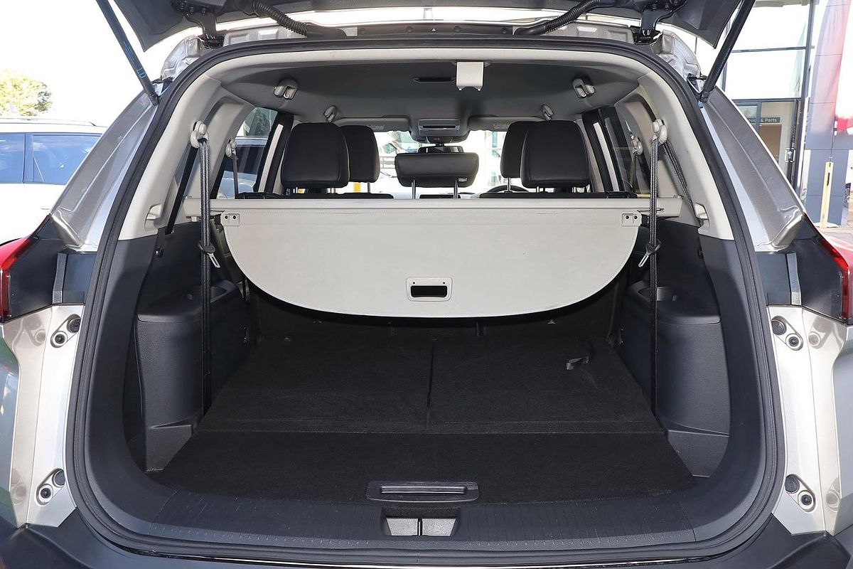2024 Nissan X-TRAIL ST-L T33