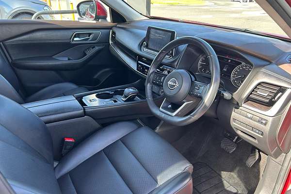 2024 Nissan X-TRAIL ST-L T33
