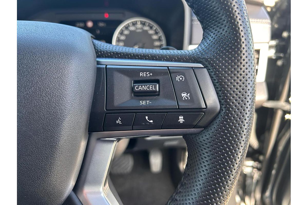 2024 Mitsubishi Outlander LS ZM