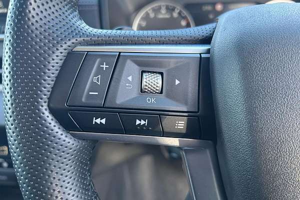 2024 Mitsubishi Outlander LS ZM
