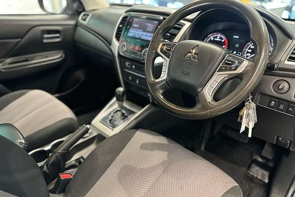 2021 Mitsubishi Triton GLX+ MR 4X4