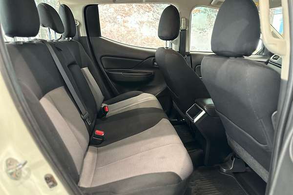 2021 Mitsubishi Triton GLX+ MR 4X4