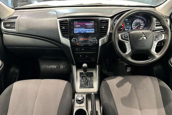 2021 Mitsubishi Triton GLX+ MR 4X4