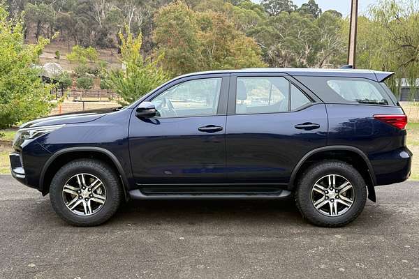 2022 Toyota Fortuner GX GUN156R