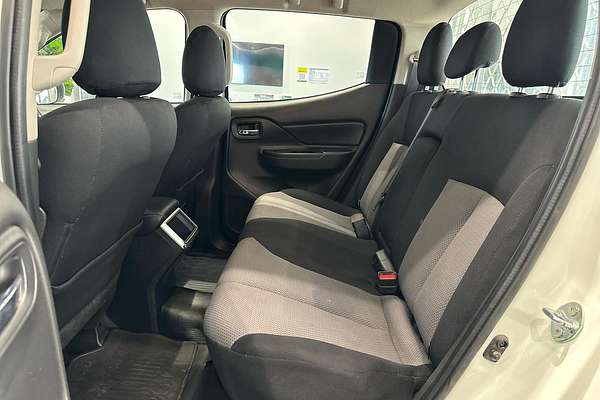 2021 Mitsubishi Triton GLX+ MR 4X4