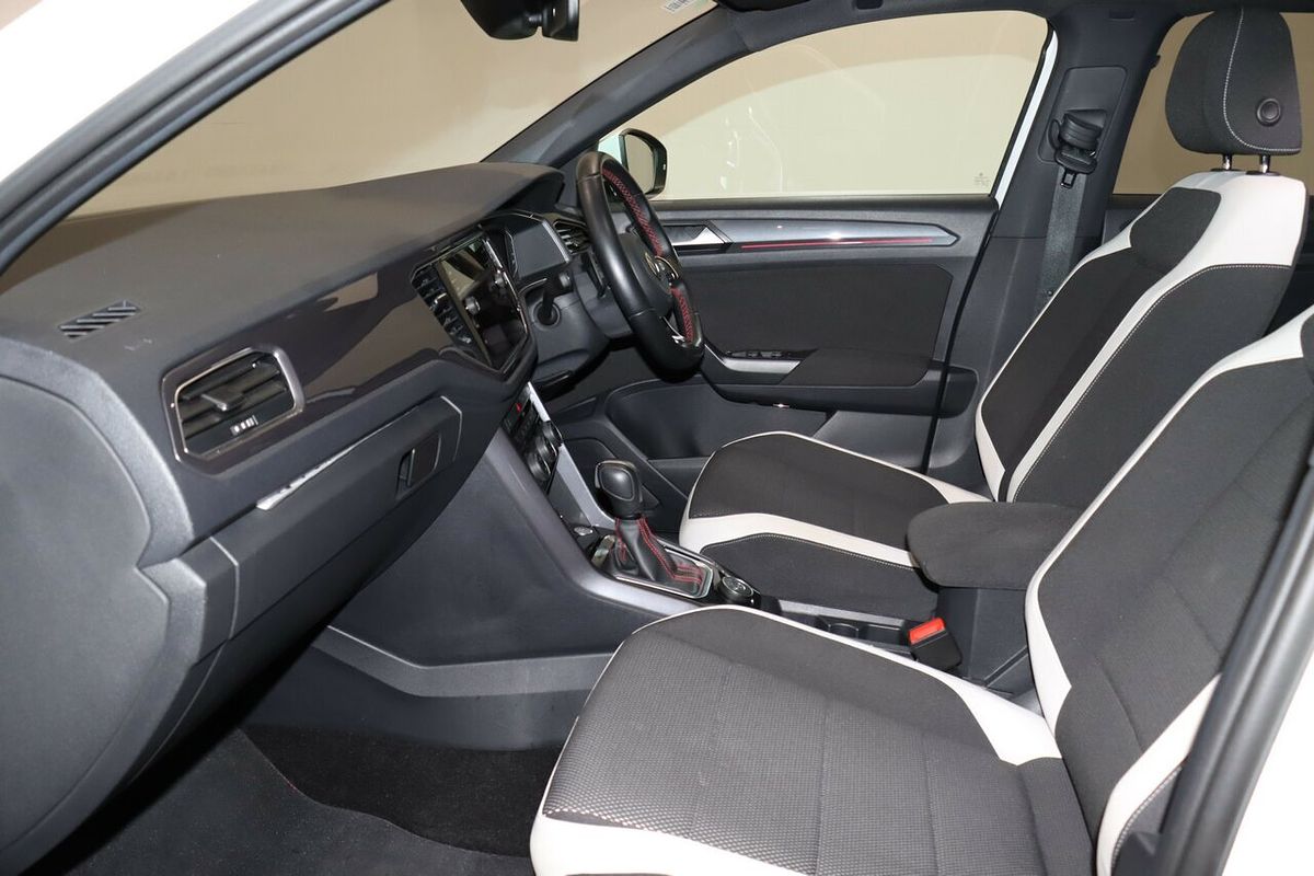 2021 Volkswagen T-Roc 140TSI Sport A11