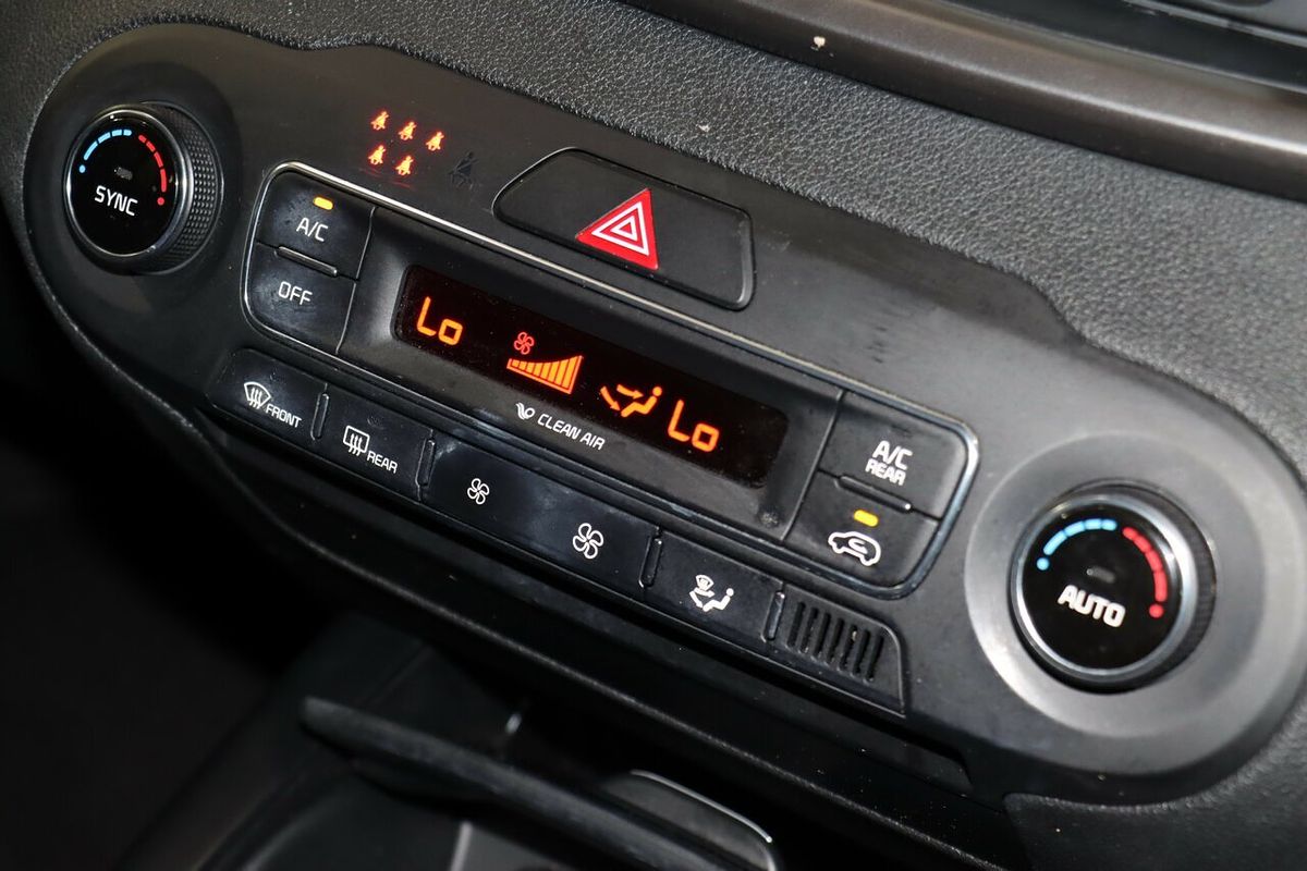 2019 Kia Sorento Si UM
