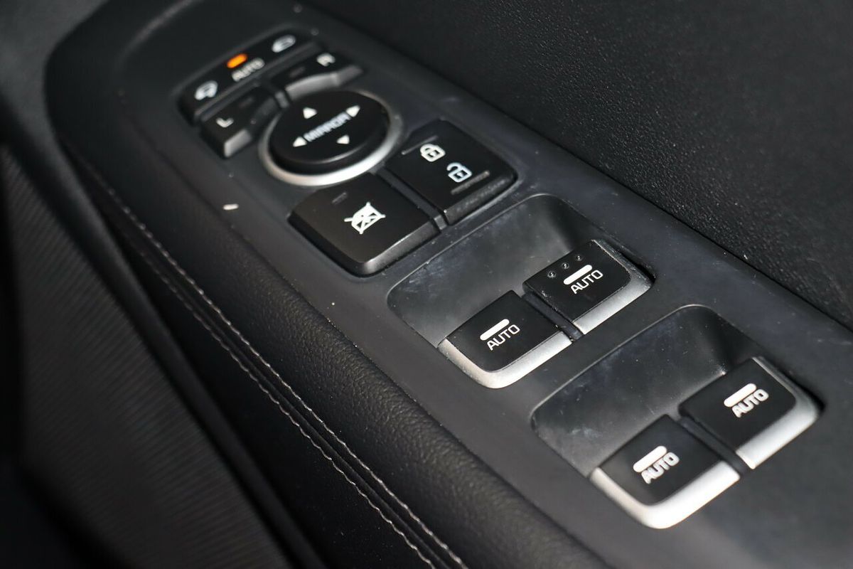 2019 Kia Sorento Si UM
