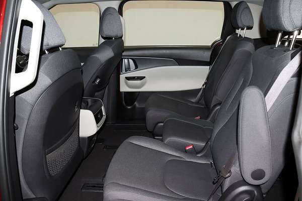 2024 Kia Carnival S KA4