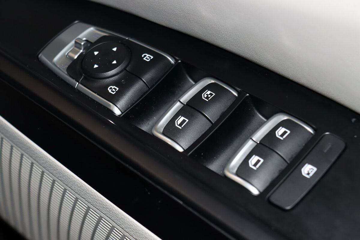 2024 Kia Carnival S KA4