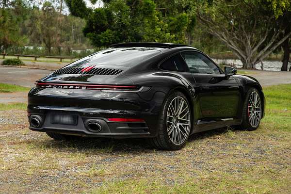 2022 Porsche 911 Carrera S 992