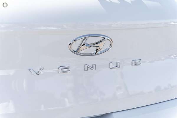 2025 Hyundai Venue Active QX.V5