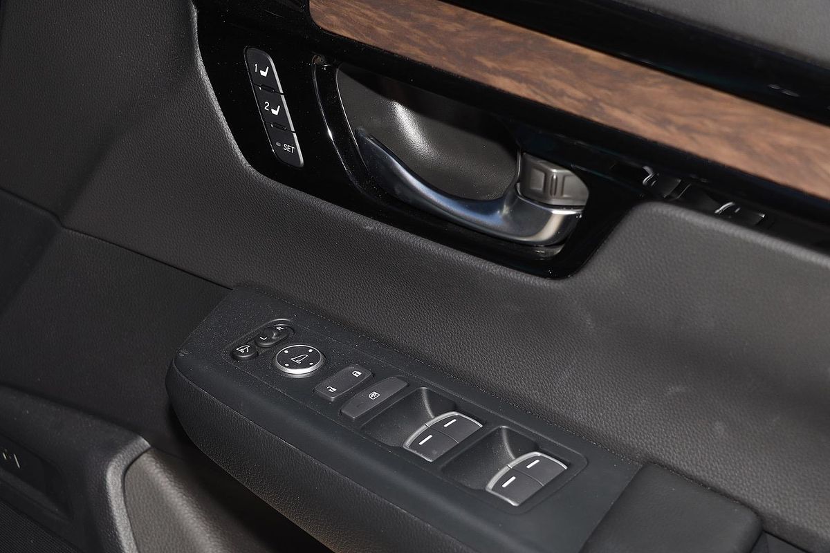 2023 Honda CR-V VTi LX RS