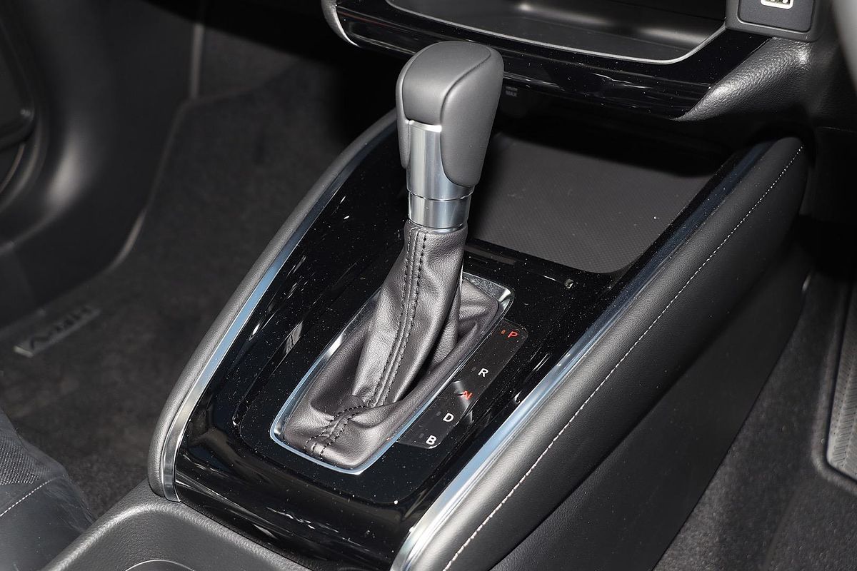 2025 Honda HR-V e:HEV L